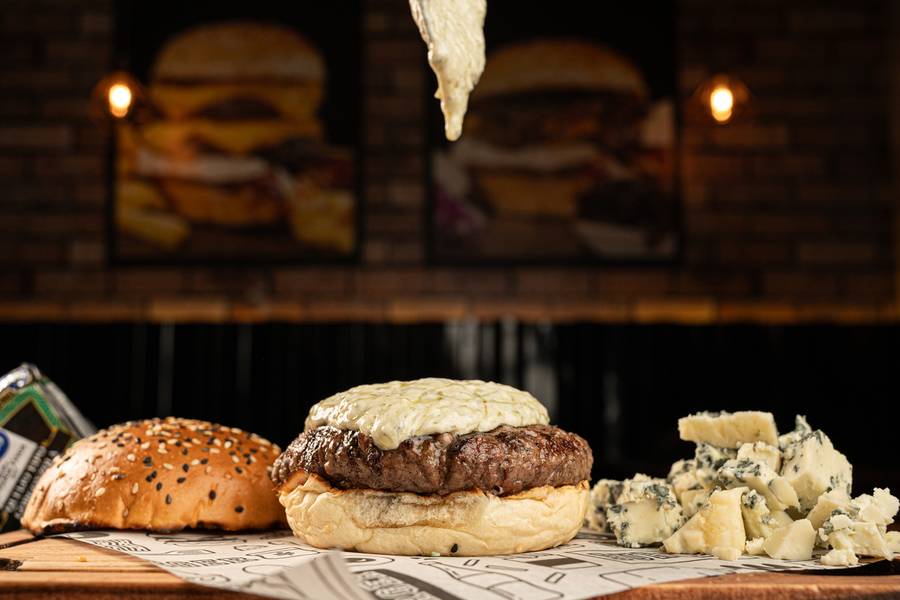 Gastronomia de Gourmet série - hambúrguer artesanal, porções, chopp, sobremesa
