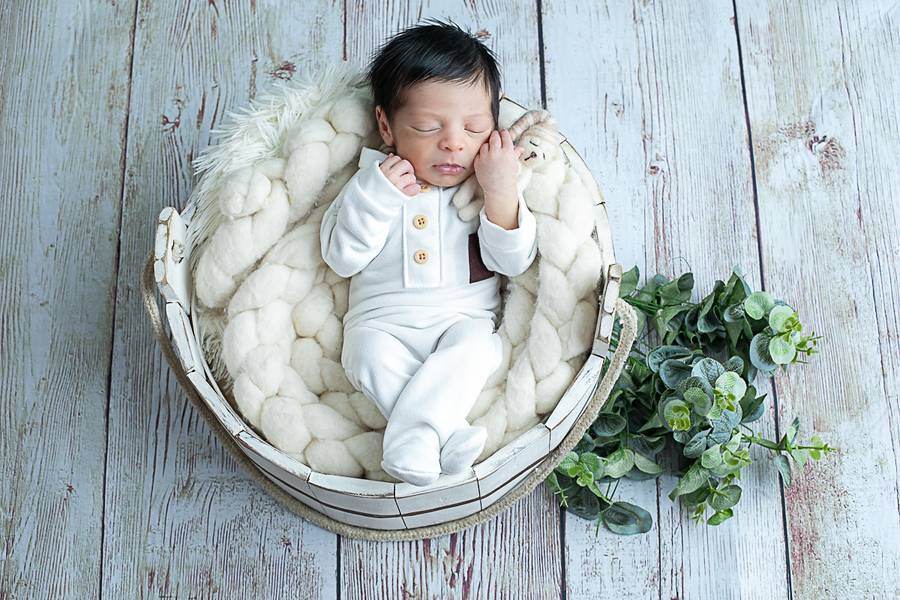 Newborn de Newborn - Antony Henrique