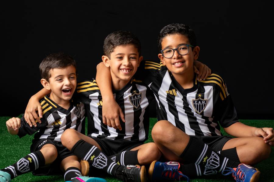 Crianças de Torcida Mirim do Galo