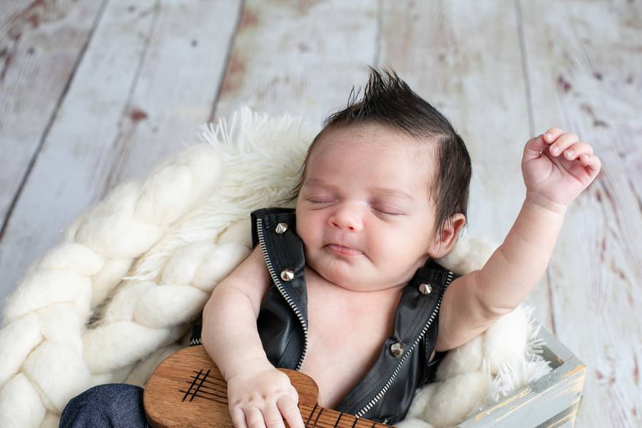 Newborn de Newborn - José Miguel