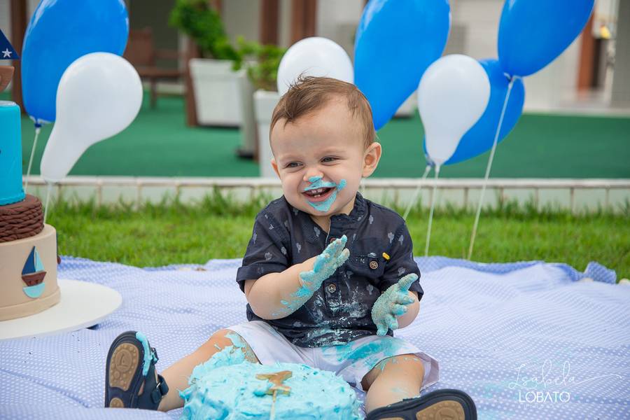 Crianças de Smash the cake do José Pedro