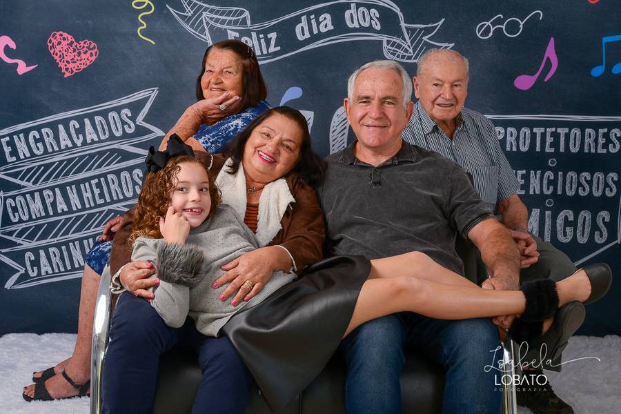 Mini Sessão de Maria Cecília com a Vovó, o Vovô, a Bisavó e o seu Bisavô