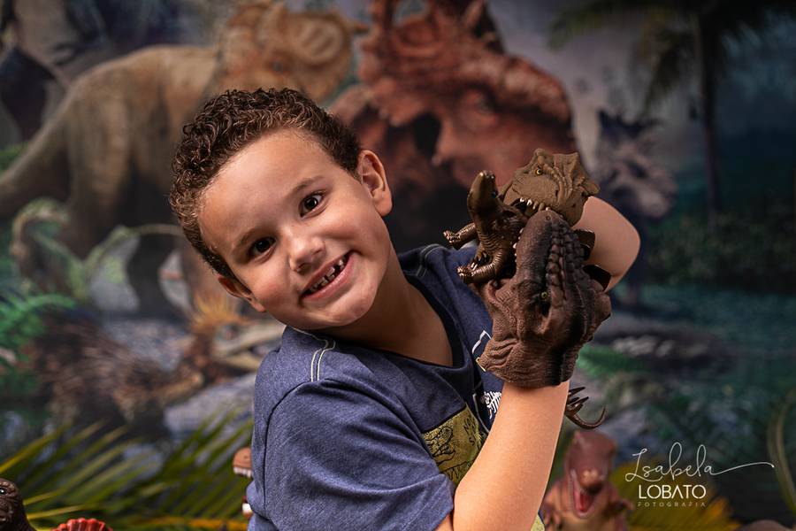 Crianças de Dinossauros - Arthur 