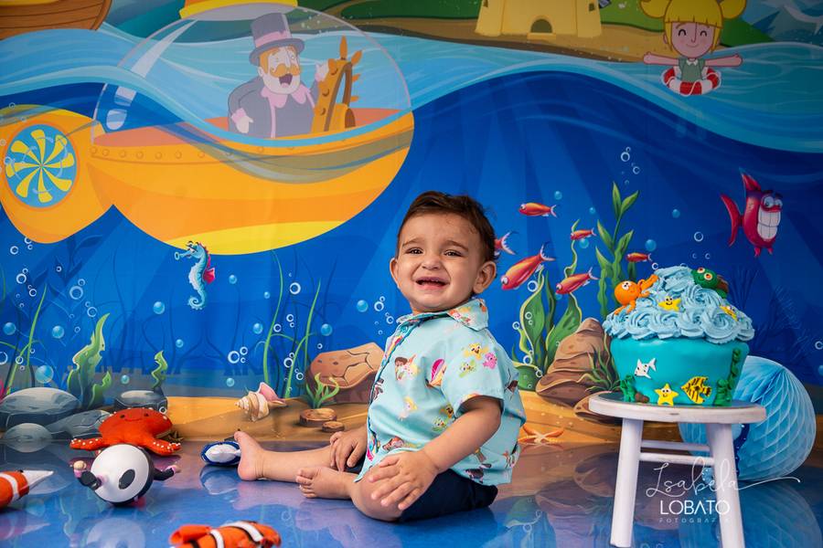 Crianças de Smash The Cake - Lucas 1 ano