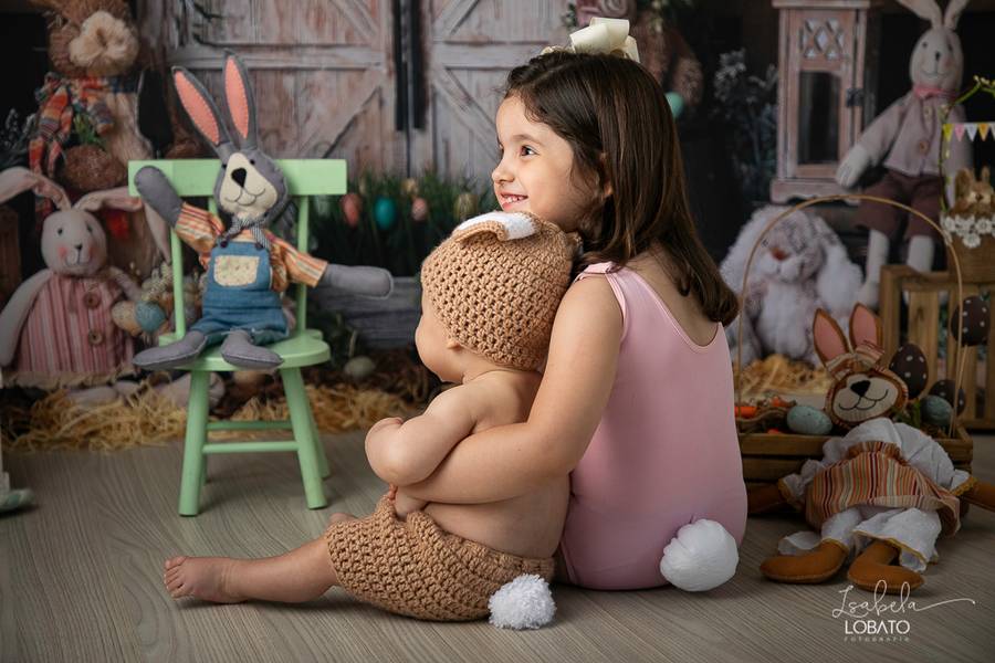 Mini Sessão de Páscoa da Helena e do João Pedro