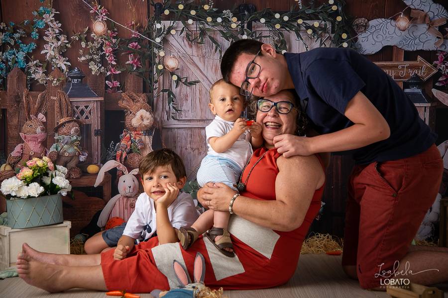 Mini Sessão de A Páscoa da Tia Suzana e seus sobrinhos: Arthur, Fábio e Bento