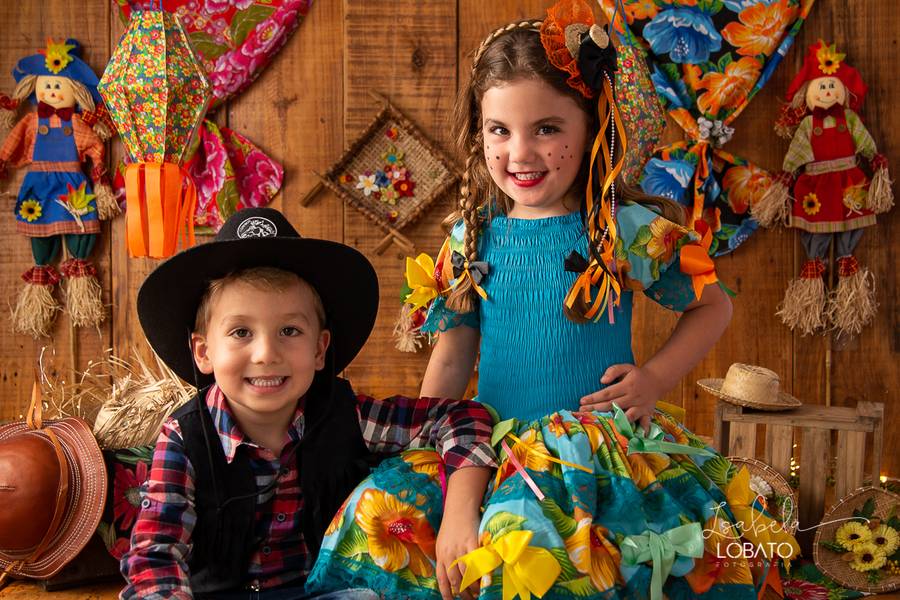 Mini Sessão de Arraial do Arthur e da Luiza