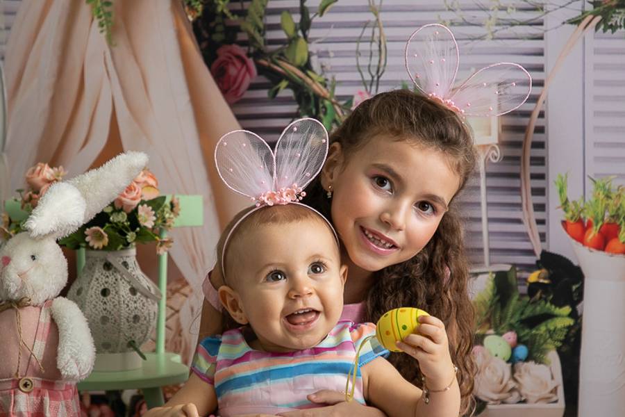 Mini Sessão de Memórias de Páscoa - Iasmin e Luísa