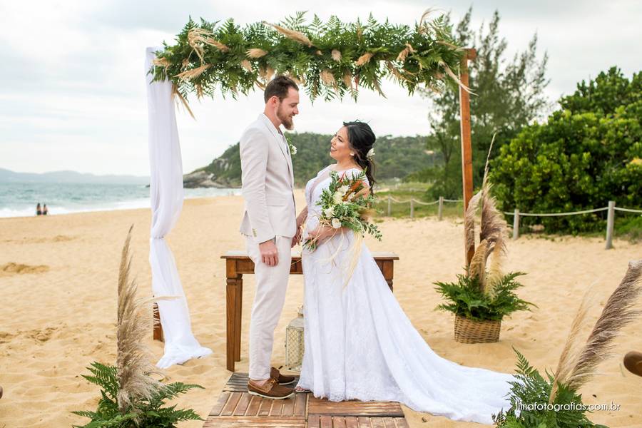 casamento de Casamento na Praia - Kaiana e Luiz