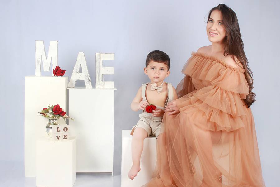 Estúdio Bebê de Theo - Dia das Mães