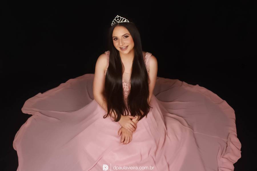 Estúdio de Nayra - 15 anos