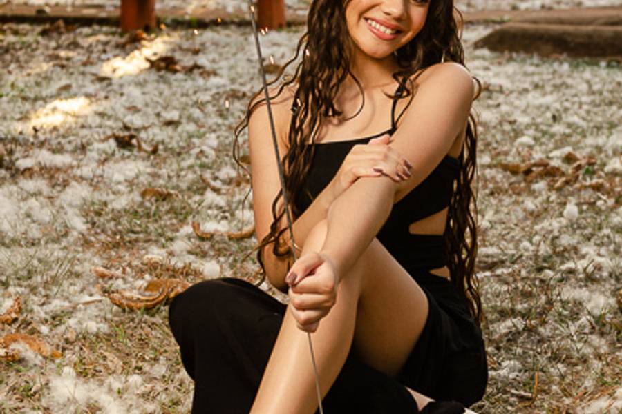 Ensaios diversos de ENSAIO 15 ANOS MARIA JÚLIA