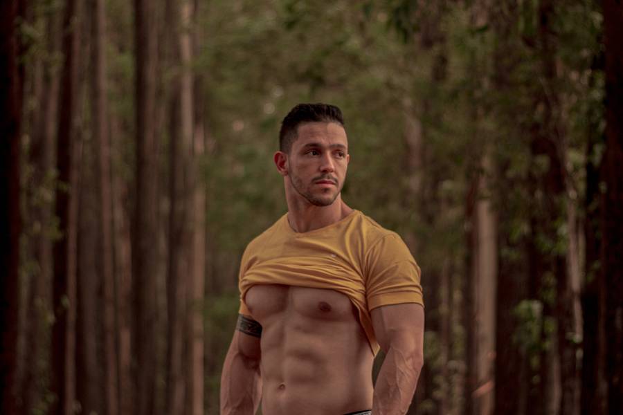 ENSAIO MASCULINO de GUSTAVO CORREA