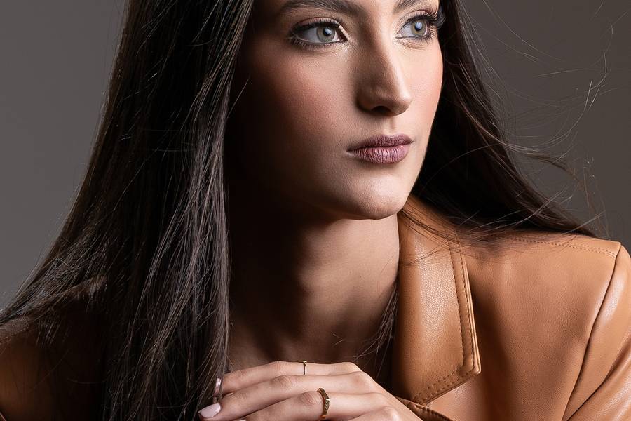 Corporativo de  advogada Mariana