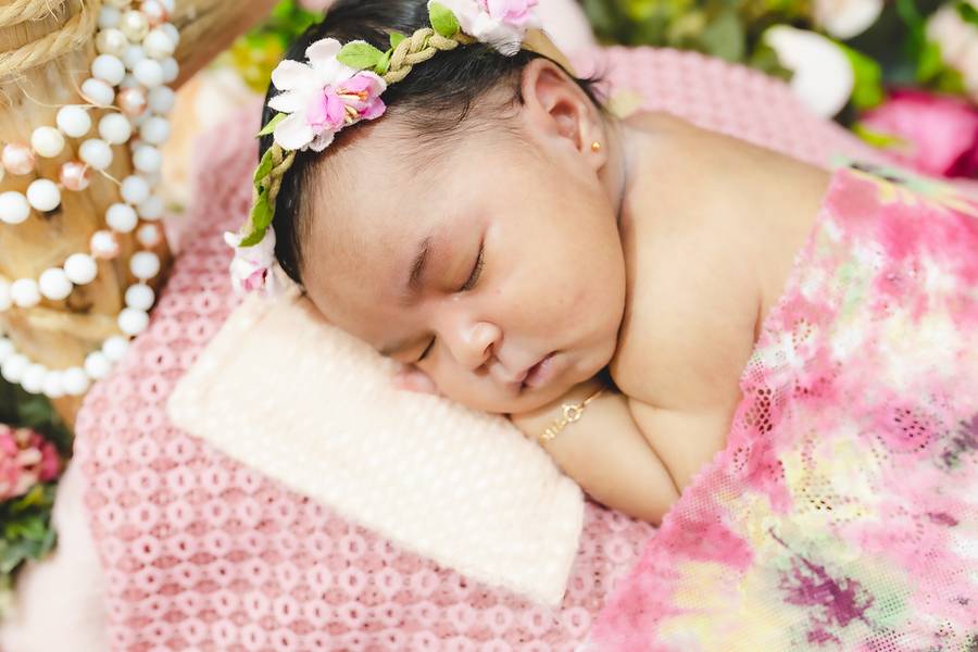 Newborn de NewBorn Menina