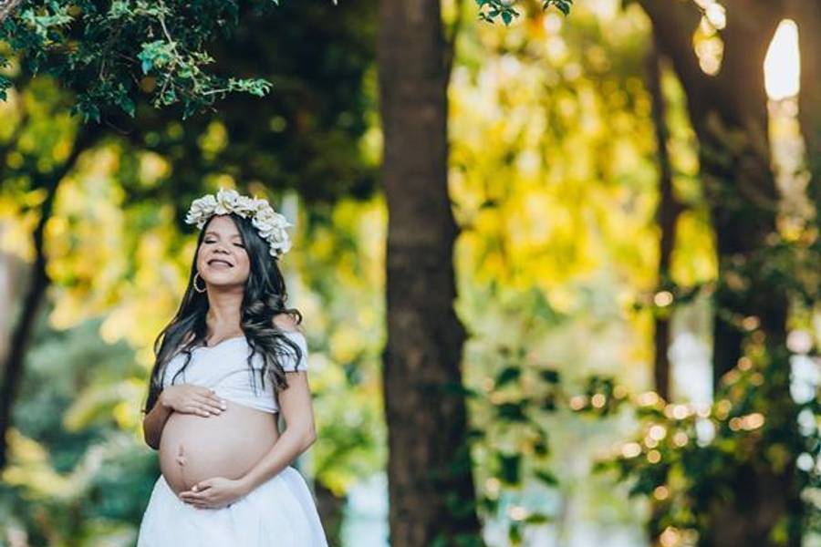 Gestante de Ensaio Gestante