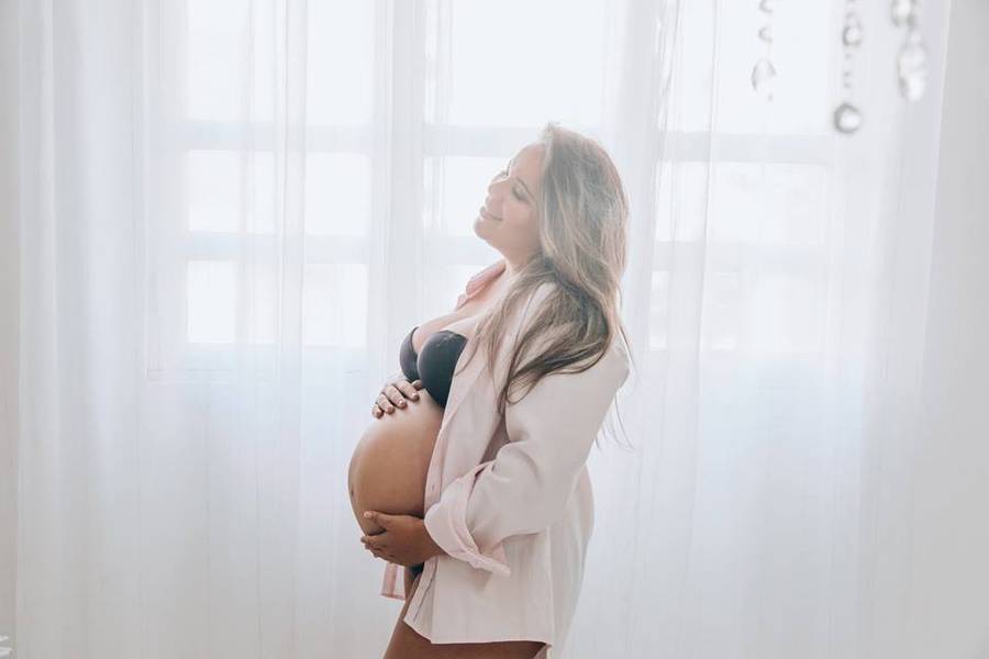 Gestante de Ensaio Gestante - Studio