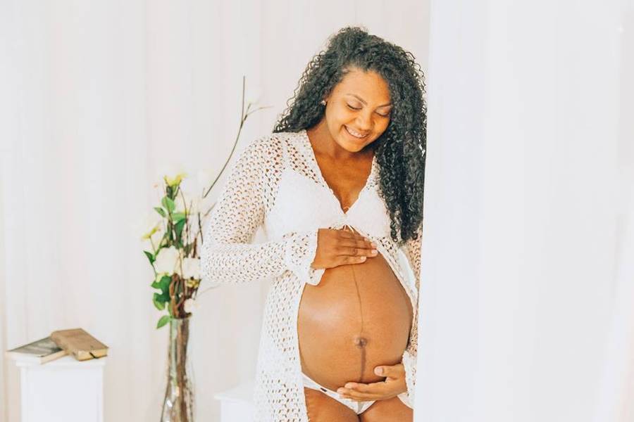 Gestante de Ensaio Gestante