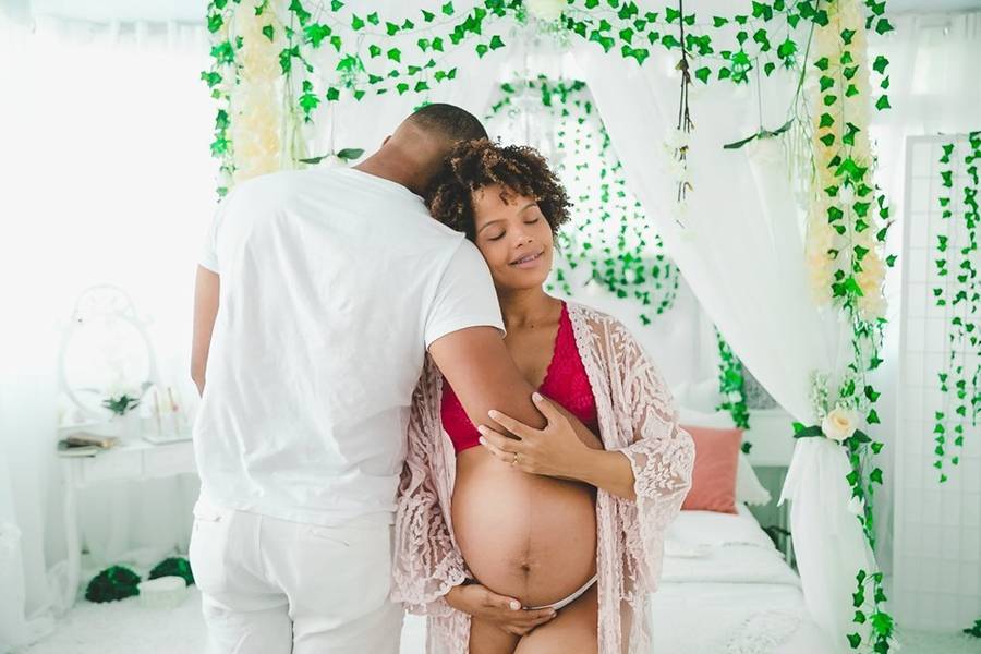 Gestante de Ensaio Gestante - Studio