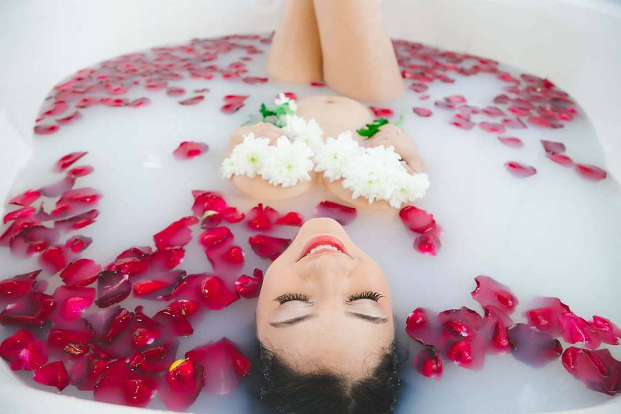 Gestante de Ensaio Gestante Banheira