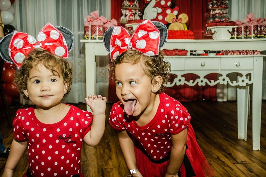 Aniversário de Ana Julia e Angelina