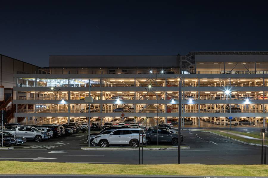 Arquitetura Comercial de NATO \\ Flamboyant - Estacionamento