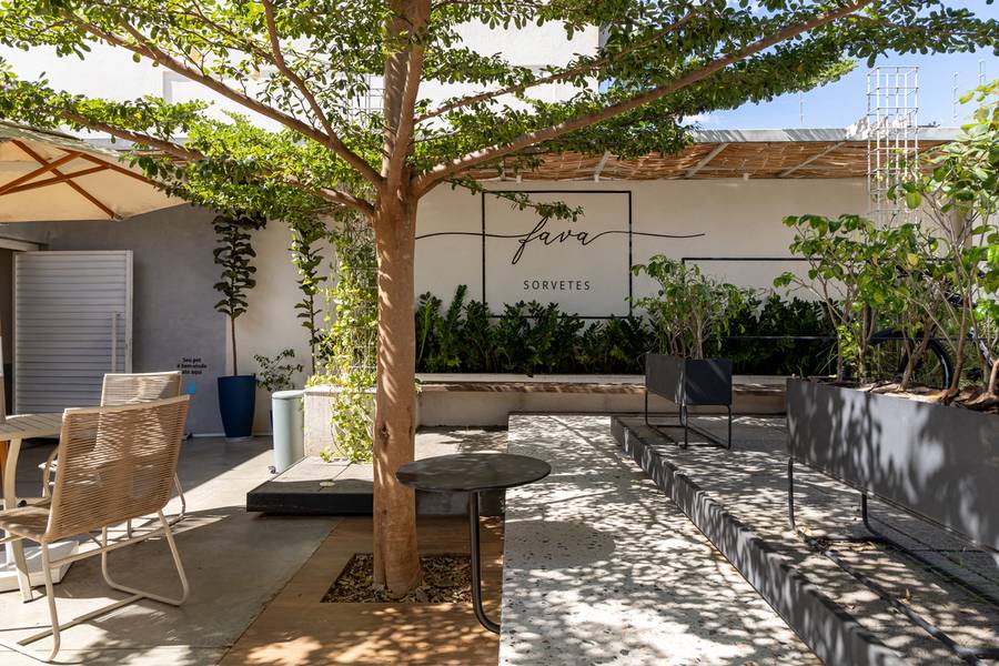 Arquitetura Comercial de NATO \\ Fava Sorvetes