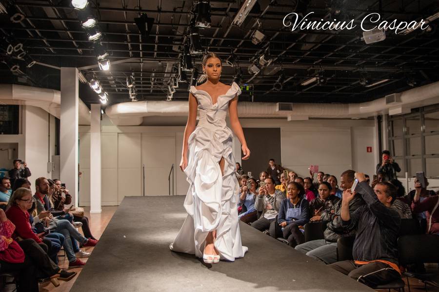Fotos corporativas de Desfile de vestidos de noiva