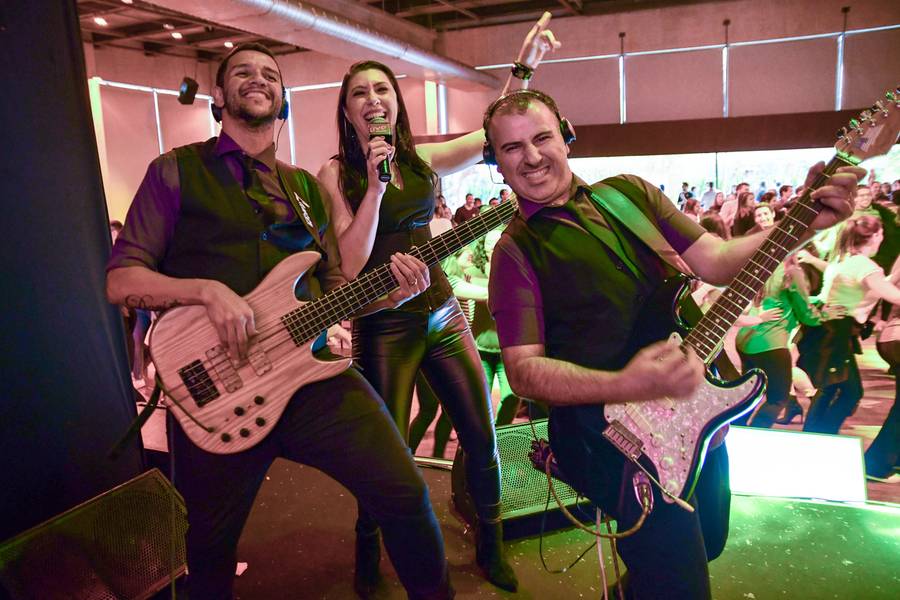 Fotos corporativas de Uma noite com a Live Karaokê