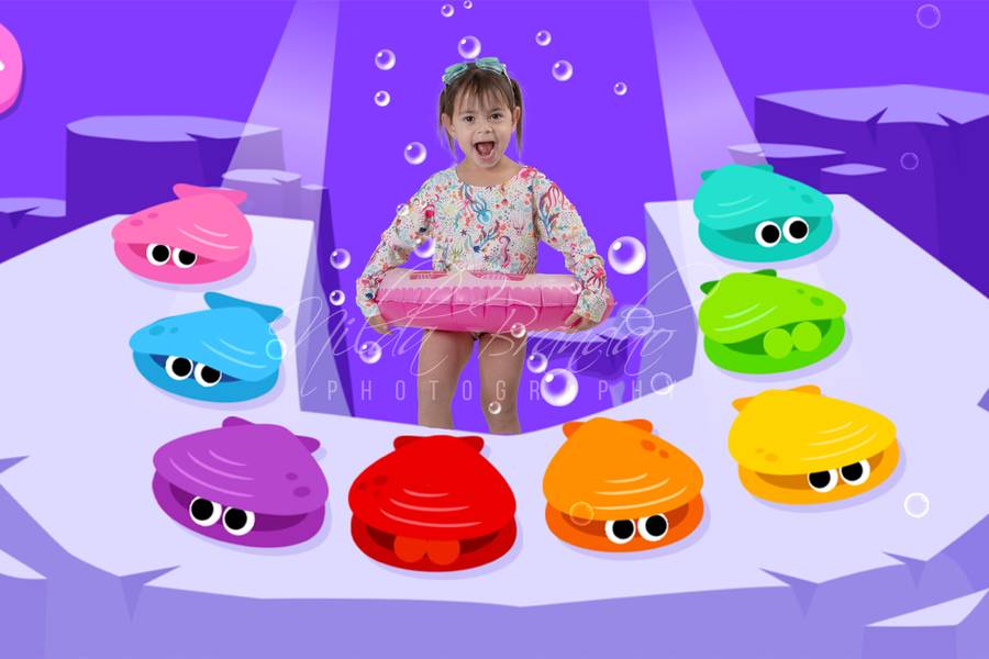 Fotografia Lúdica de Hillary Baby Shark