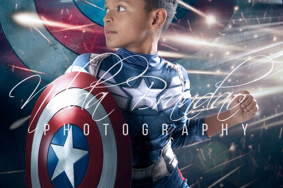 Fotografia Lúdica de Mulher Maravilha e Capitão America