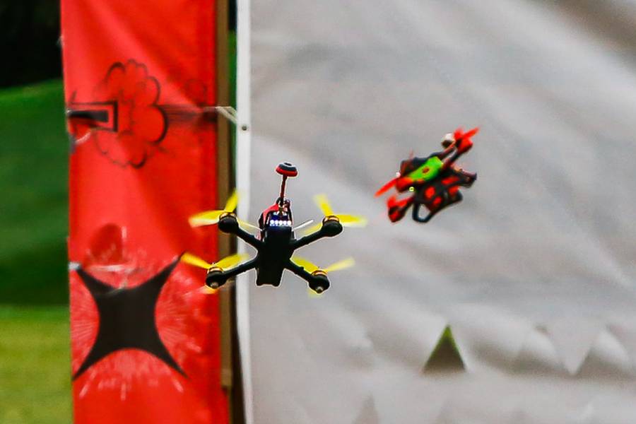 INSTITUCIONAL de Competição de Drone