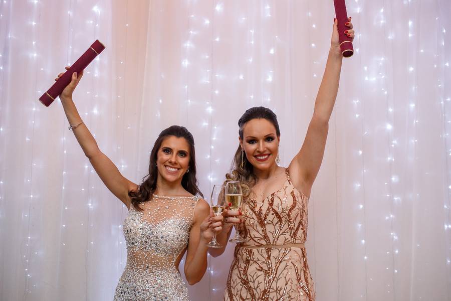 Formatura de Camila & Larrisa | Odontologia