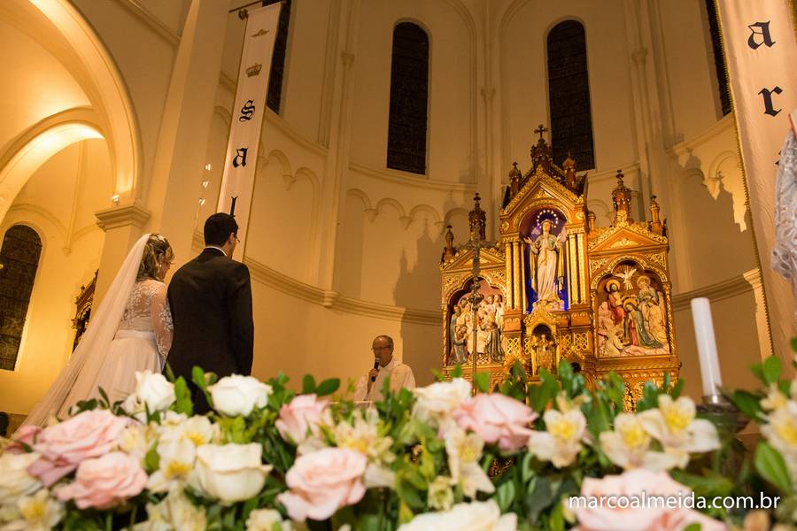 CASAMENTO de Lívia e Leon