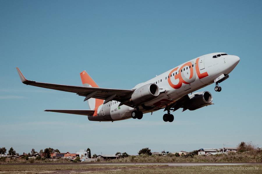 Fotojornalismo de Aeroporto Regional Hugo Cantergiani