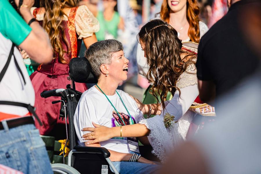 Fotojornalismo de 35ª Festa Nacional da Uva - 4º Desfile