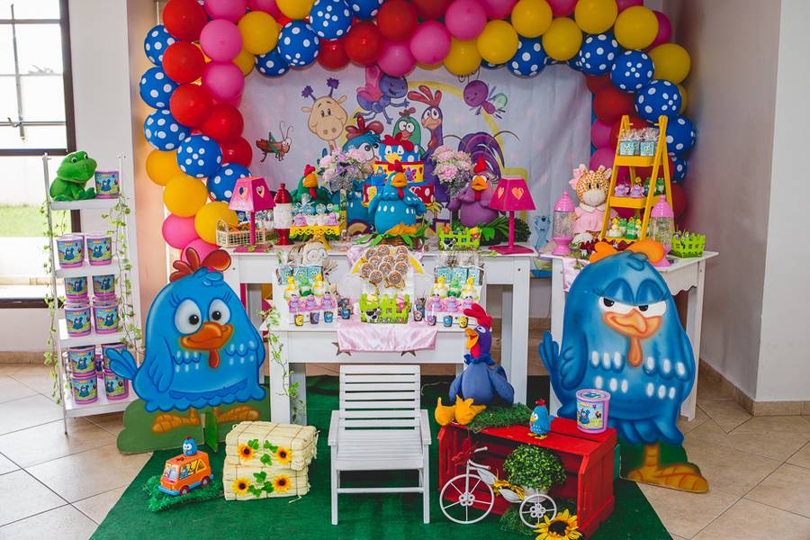 Festa Infantil de Olhinhos de Jabuticaba ... sorriso com covinhas 