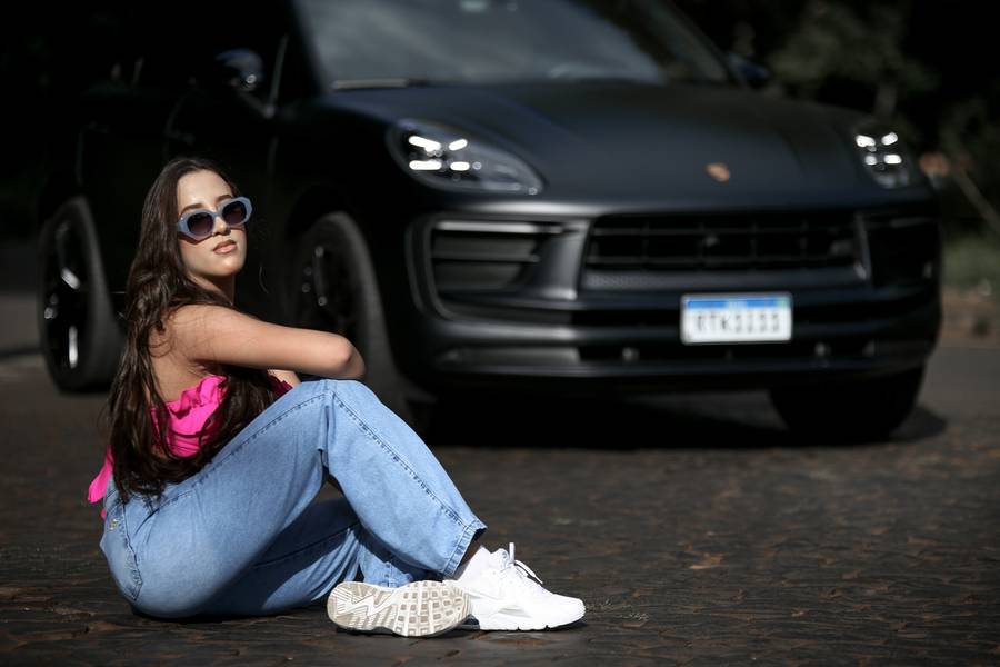 Book Fifteen  de 15 ANOS MARIA CLARA