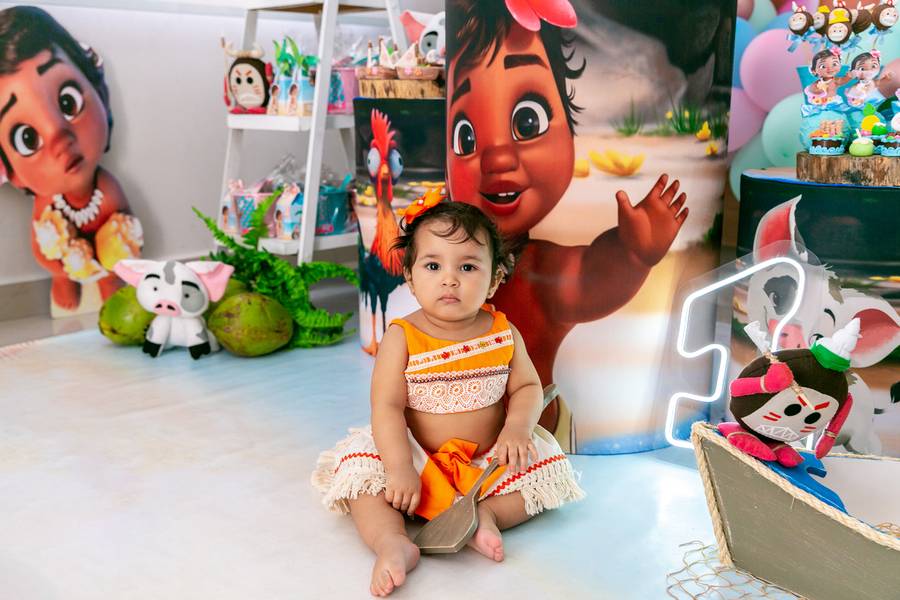 Aniversários de Comemoração do 1º aniversário da princesinha Lívia ...👸🏻