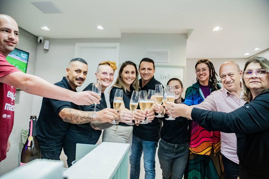 Corporativo de Ókus  barbearia e café