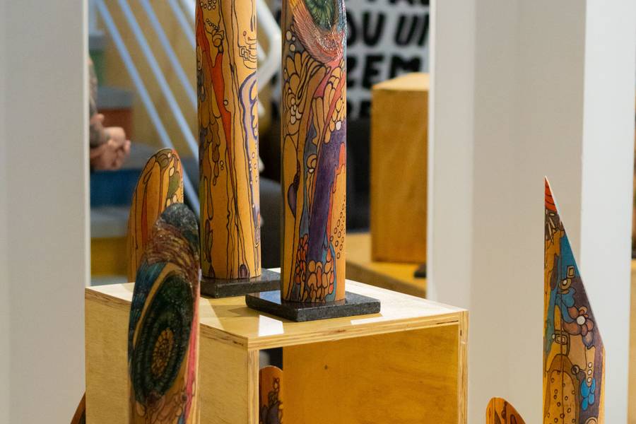 Corporativo de Exposição Semear Futuros: Raízes do mundo por Neuza Takahaschi Hoshino