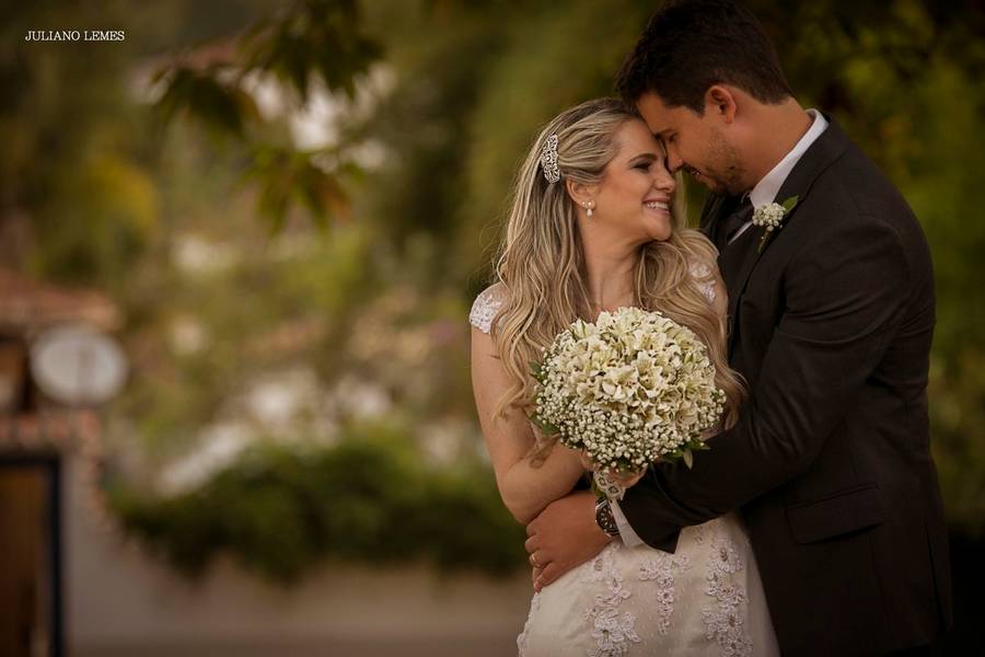 Noivos de Renata e Rodrigo