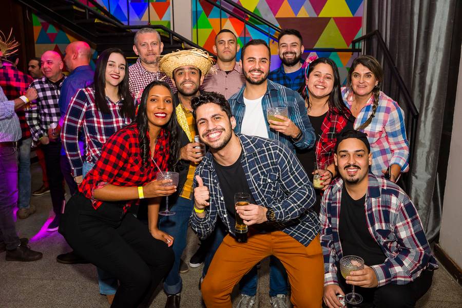 Corporativo de Confraternização de Empresa