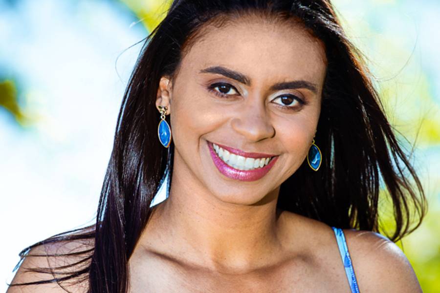 SESSION de GABRIELA OLIVEIRA