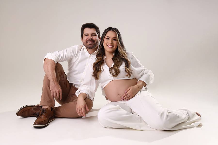 GRÁVIDA de KAMYLLA - GRÁVIDA