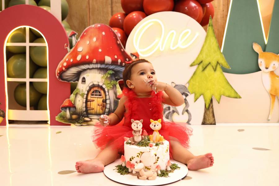 SMASH THE CAKE de MARIANA - SAMASH THE CAKE