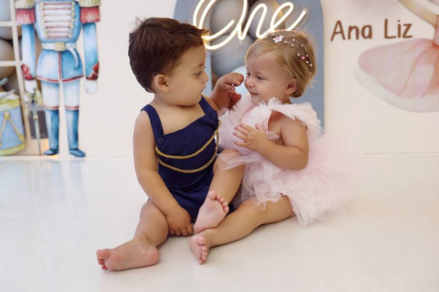 SMASH THE CAKE de GUILHERME E ANA LIZ - SMASH THE CAKE