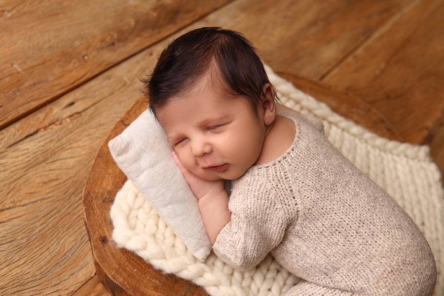 NEWBORN de KAIQUE - NEWBORN