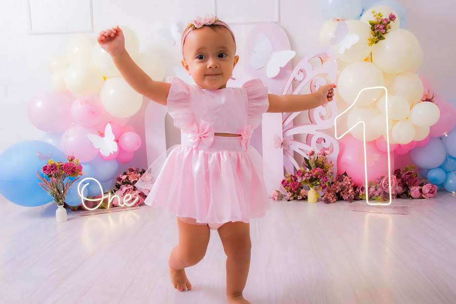 Smash the Cake de BELLA 1 ANO