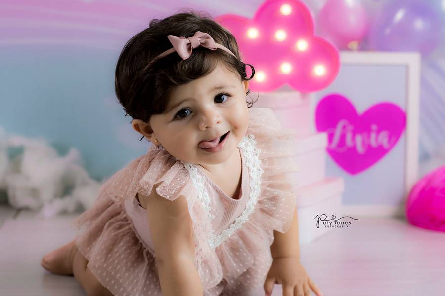 Smash the Cake de Lívia 1 Aninho <3